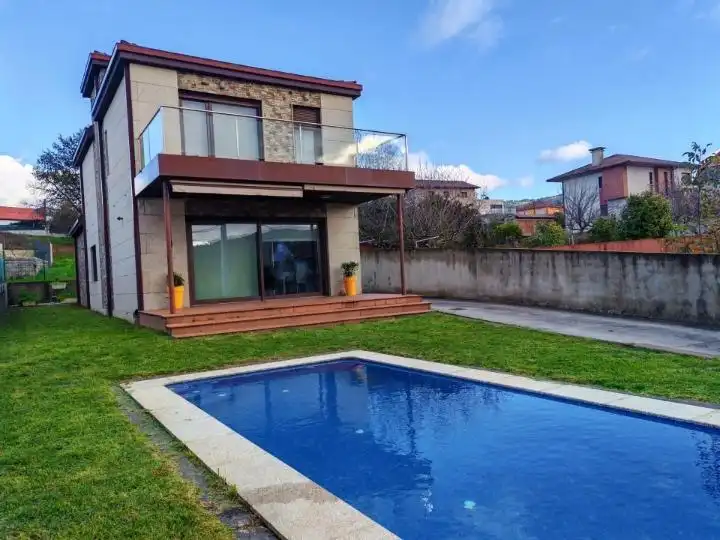 https://static.fotocasa.es/images/ads/330b2745-0f84-4ef7-9133-db6016800ef3?rule=original