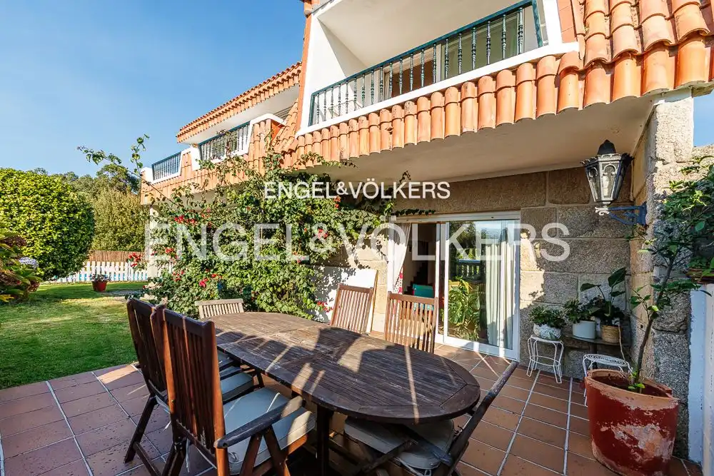 https://static.fotocasa.es/images/ads/376fdcec-e3e7-4c16-b189-a1ac5db91055?rule=original