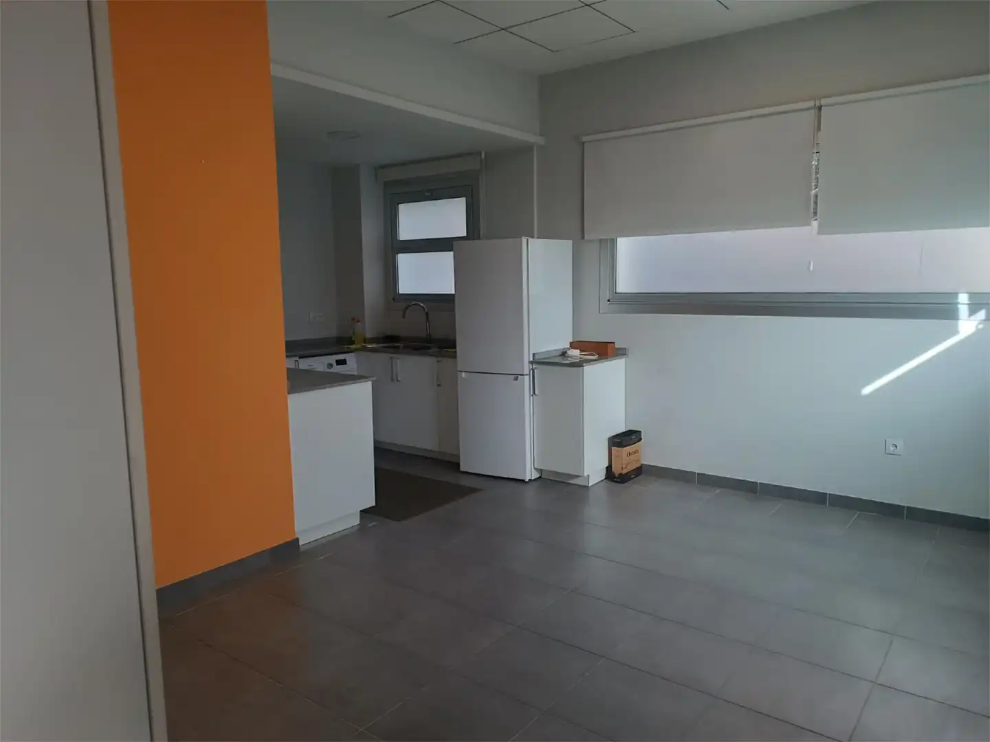 https://static.fotocasa.es/images/anuncio/2025/02/05/185551315/4553247311.jpg?rule=original