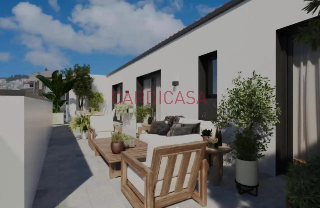 https://static.fotocasa.es/images/ads/fdfdafd4-9d4d-4d7a-8045-6020cd7affa5?rule=original