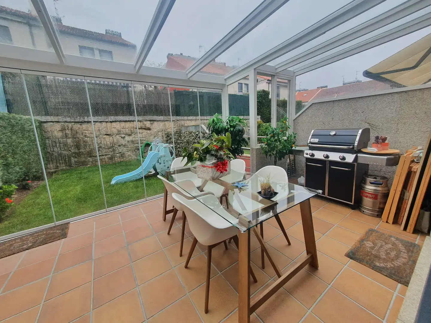 https://static.fotocasa.es/images/ads/d8a64347-9983-43df-95a9-f4cc6527e7f1?rule=original