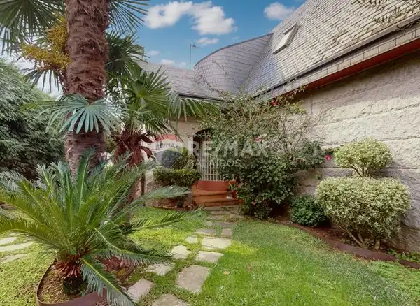 https://static.fotocasa.es/images/ads/50106495-acc2-4974-98b4-6df53801461d?rule=original