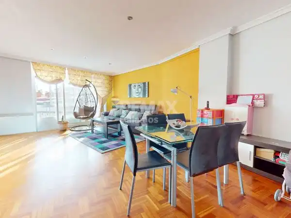 https://static.fotocasa.es/images/ads/006ad185-23f7-48d3-9415-54d7abd4dbe4?rule=original