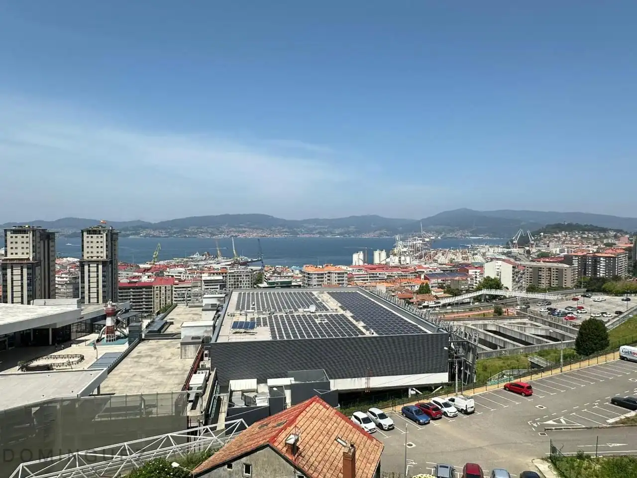 https://static.fotocasa.es/images/ads/f3bf73a7-50ce-4e70-93d4-2df7ae2097ac?rule=original