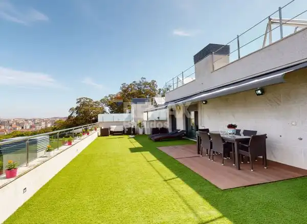 https://static.fotocasa.es/images/ads/2246dd7a-7739-4625-b10c-3a4413de810c?rule=original