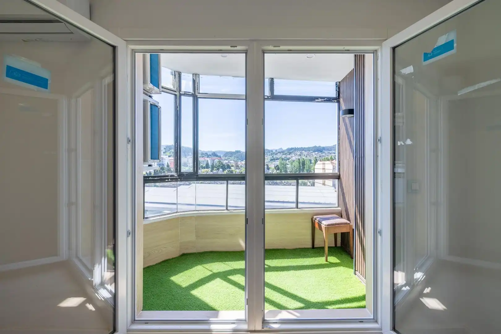 https://static.fotocasa.es/images/ads/4981a5b1-6c61-4d25-b424-97dd53321428?rule=original