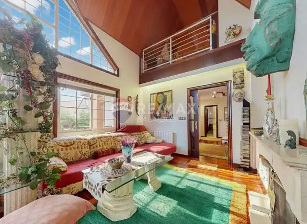 https://static.fotocasa.es/images/ads/2ae169fa-b8d1-4d93-9925-235c2dc2185d?rule=original