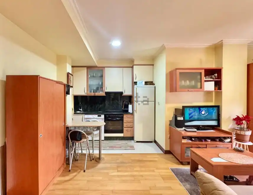 https://static.fotocasa.es/images/ads/a9296efe-09bf-495e-825d-7e66d78a8b47?rule=original