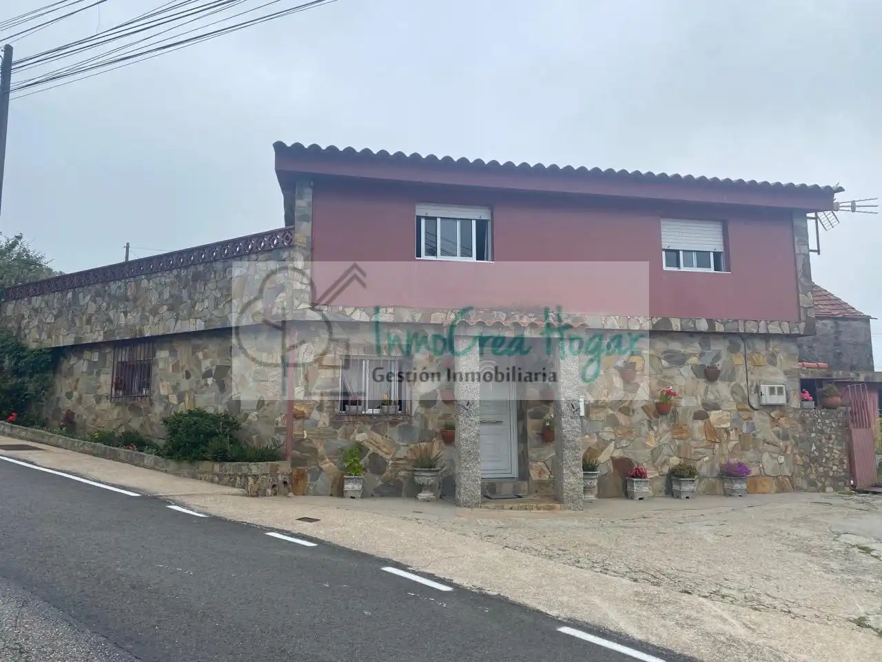 https://static.fotocasa.es/images/ads/f327ebc6-2d5d-4090-89e5-ff406dd73738?rule=original