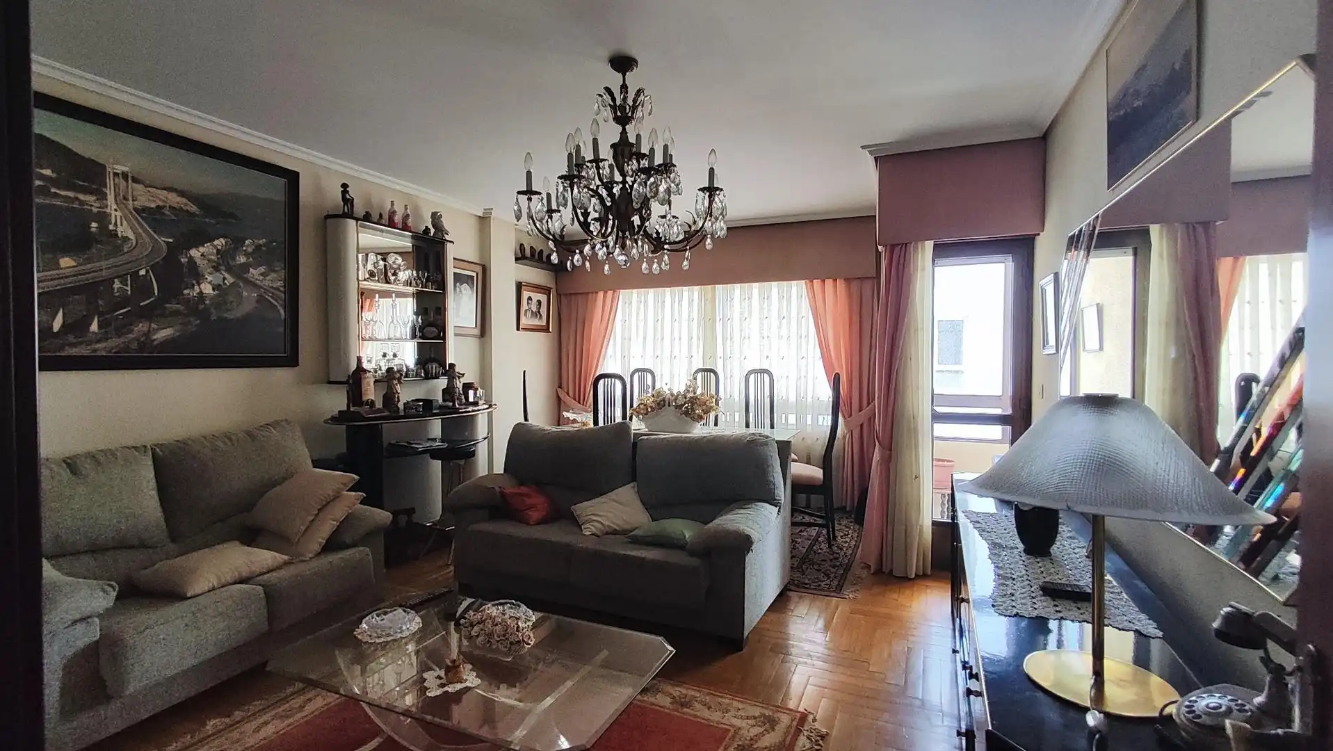 https://static.fotocasa.es/images/ads/7b87f9d4-4db3-404b-be81-5413fbfee695?rule=original