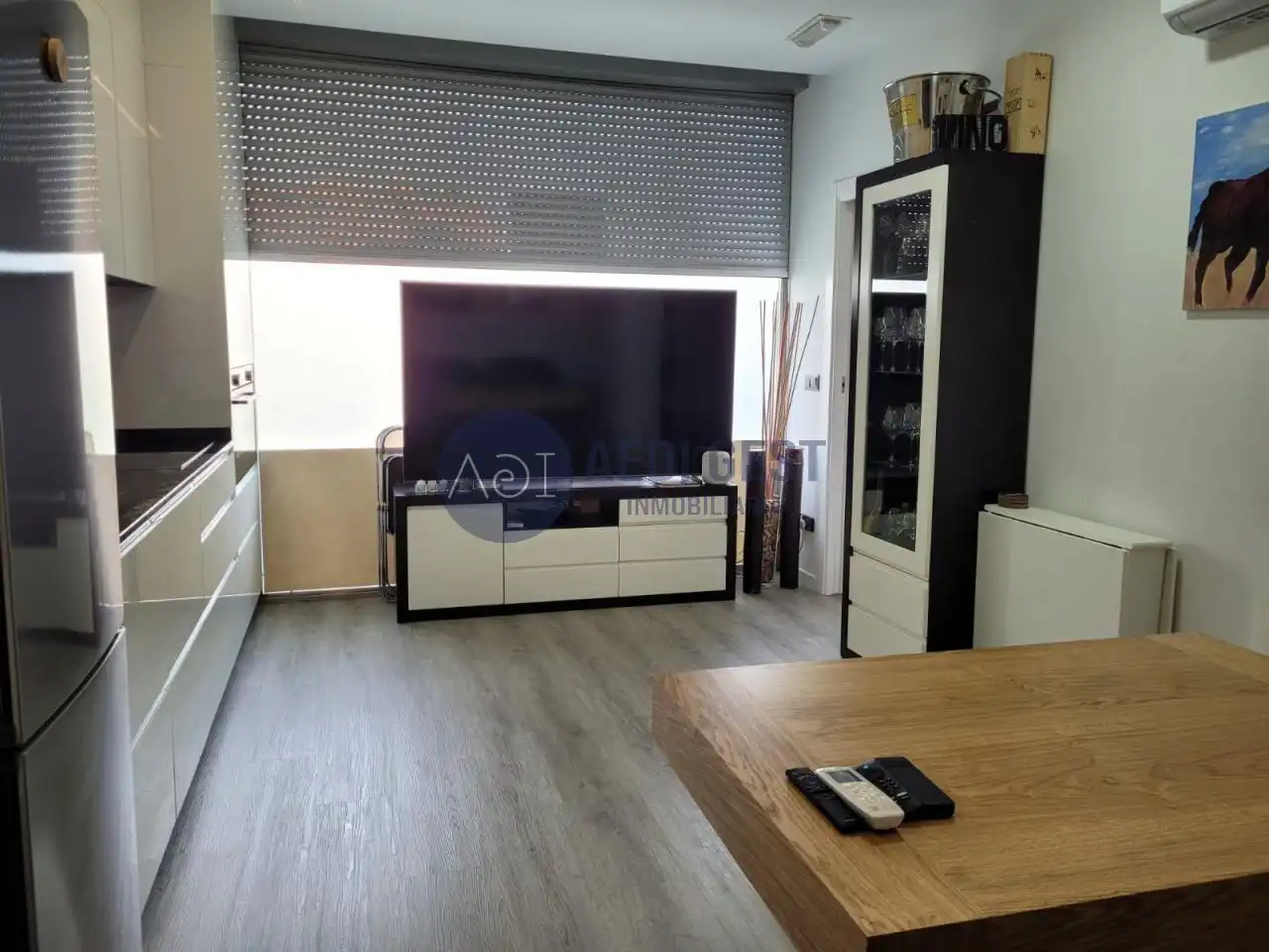 https://static.fotocasa.es/images/ads/06bb7488-95b9-436c-a595-01c3e394d3b6?rule=original