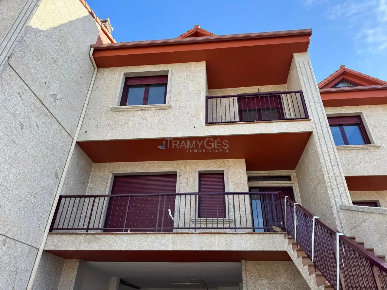 https://static.fotocasa.es/images/ads/6fbf80b5-7f10-477e-ae12-97f95eaf64e4?rule=original
