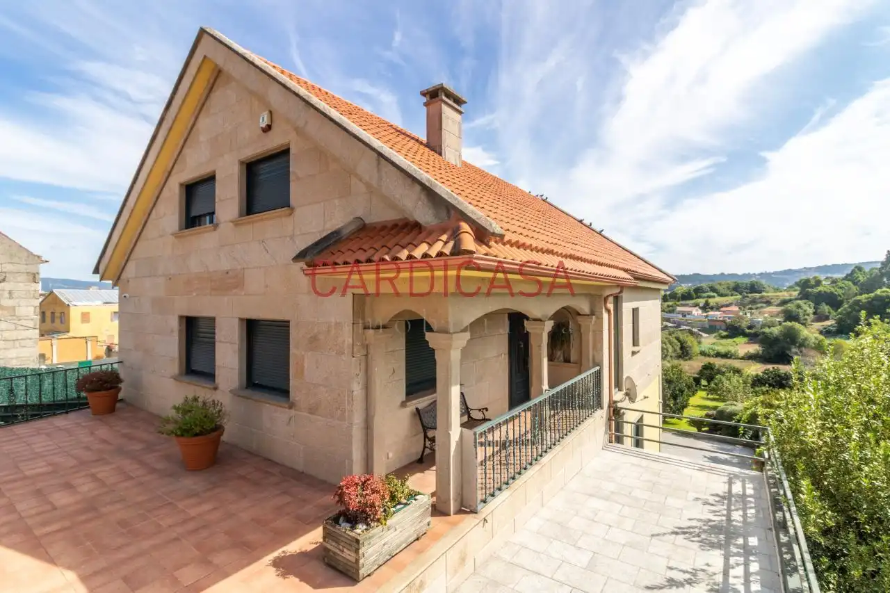https://static.fotocasa.es/images/ads/b2cac29d-200c-4c0c-92c7-5d0acdd1e8b0?rule=original
