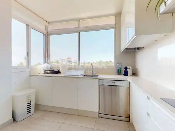 https://static.fotocasa.es/images/ads/a4a3a6c2-2a45-4813-92b8-378420615d1b?rule=original