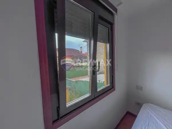 https://static.fotocasa.es/images/ads/8025a090-d8c3-4836-adbf-c72e48d7da63?rule=original