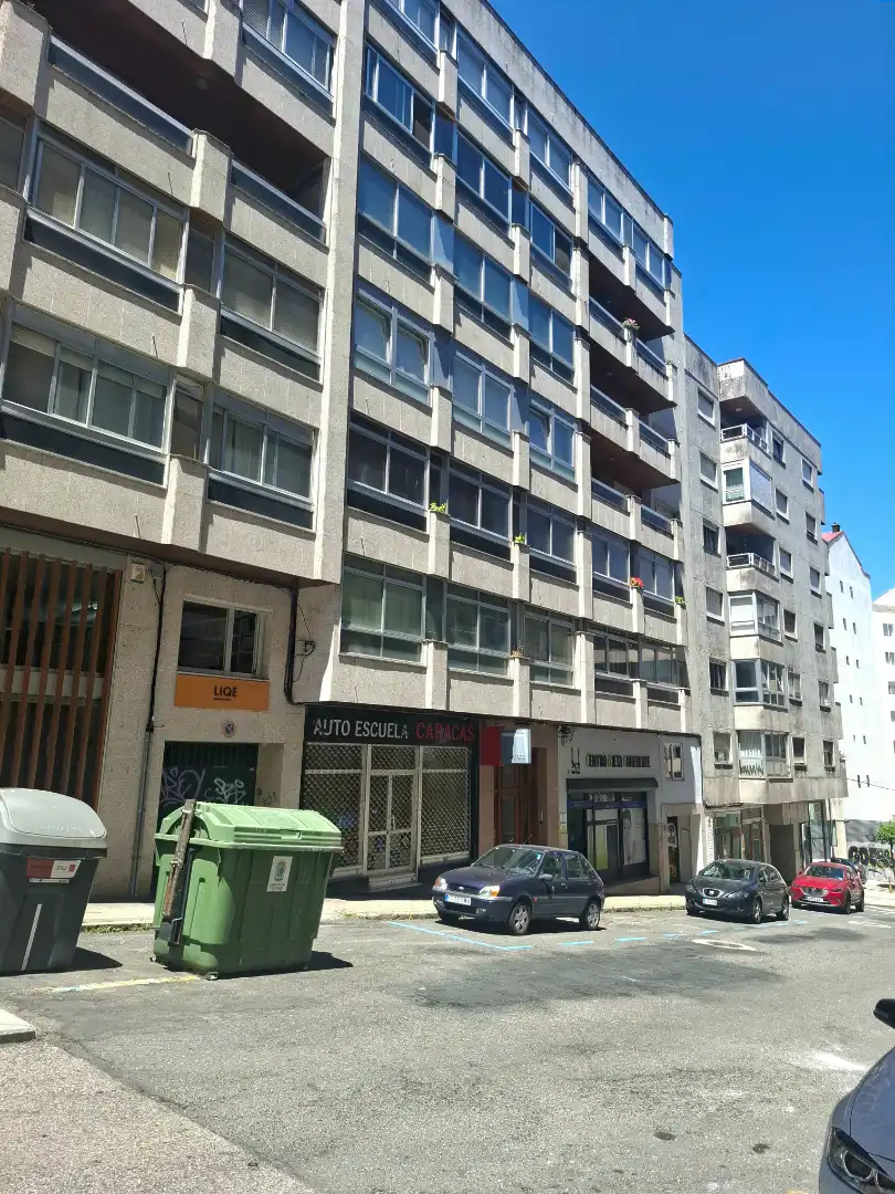 https://static.fotocasa.es/images/ads/fae8838a-a857-4057-bfb7-33055e28374d?rule=original