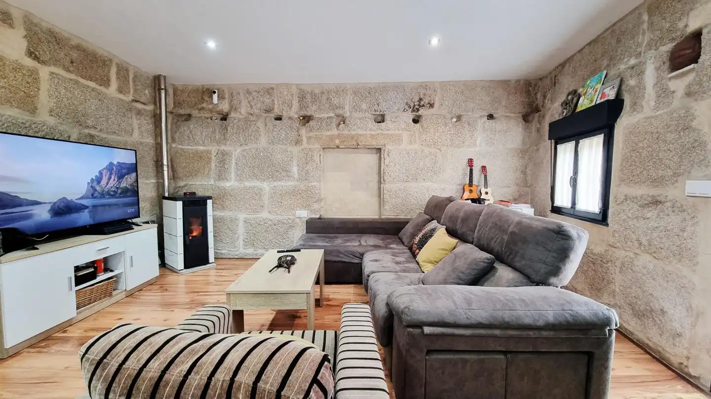 https://static.fotocasa.es/images/ads/7ddbab84-1378-4f15-9322-592173ba3c40?rule=original