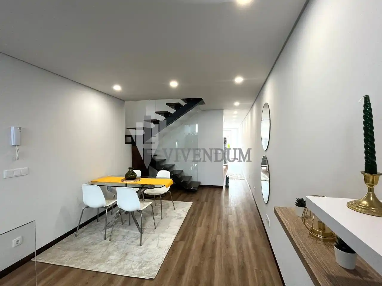 https://static.fotocasa.es/images/ads/858dda42-1238-4a01-8996-32030f4d2b14?rule=original