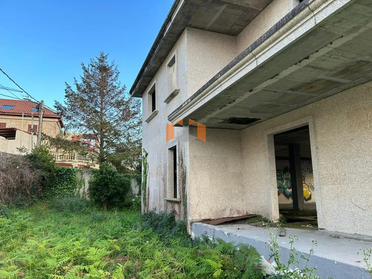 https://static.fotocasa.es/images/ads/45c1d3a8-d9f5-4526-b8c8-fb7e465c0dba?rule=original