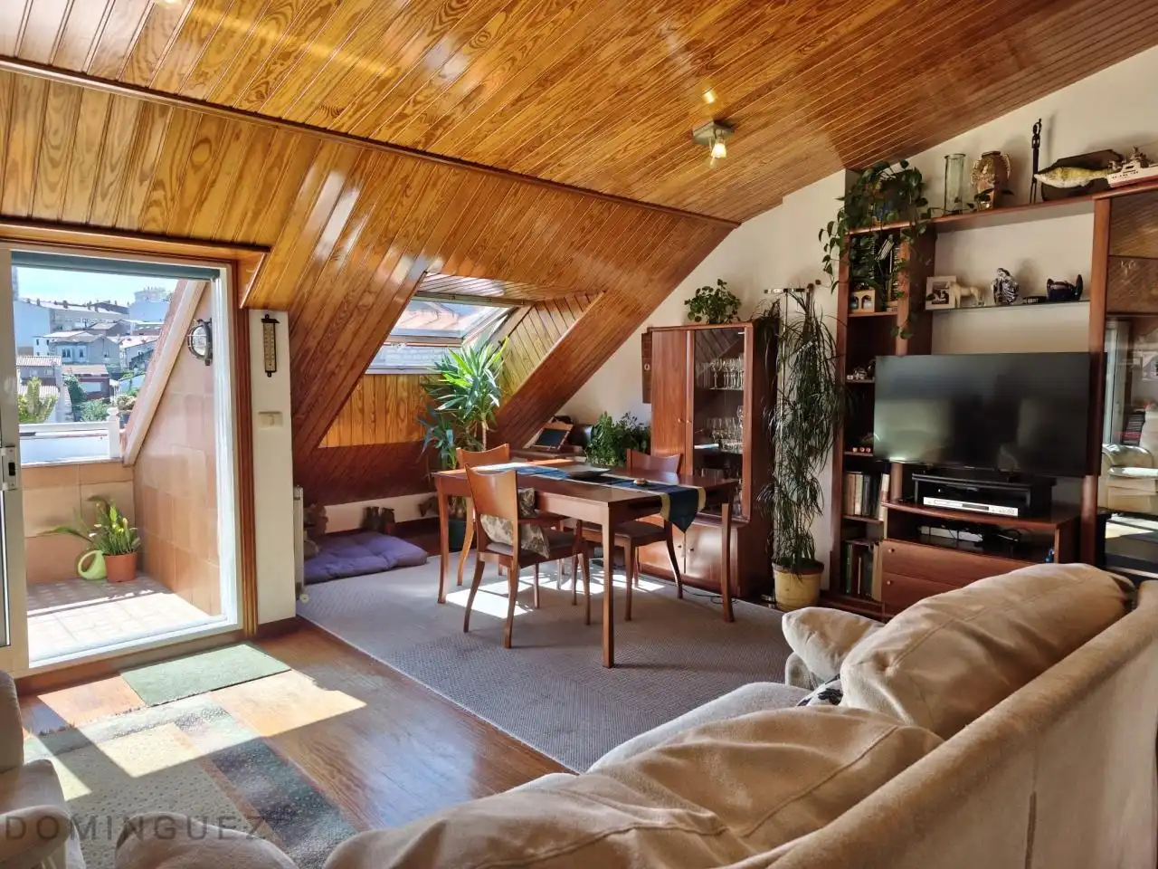https://static.fotocasa.es/images/ads/ba75c933-d333-40e3-9ba5-5788067b67dd?rule=original