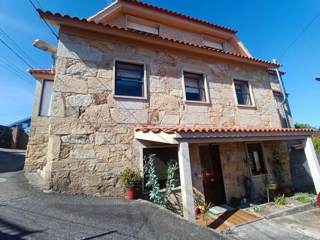 https://static.fotocasa.es/images/ads/dc585a34-6181-4f3c-9a79-54758371c194?rule=original