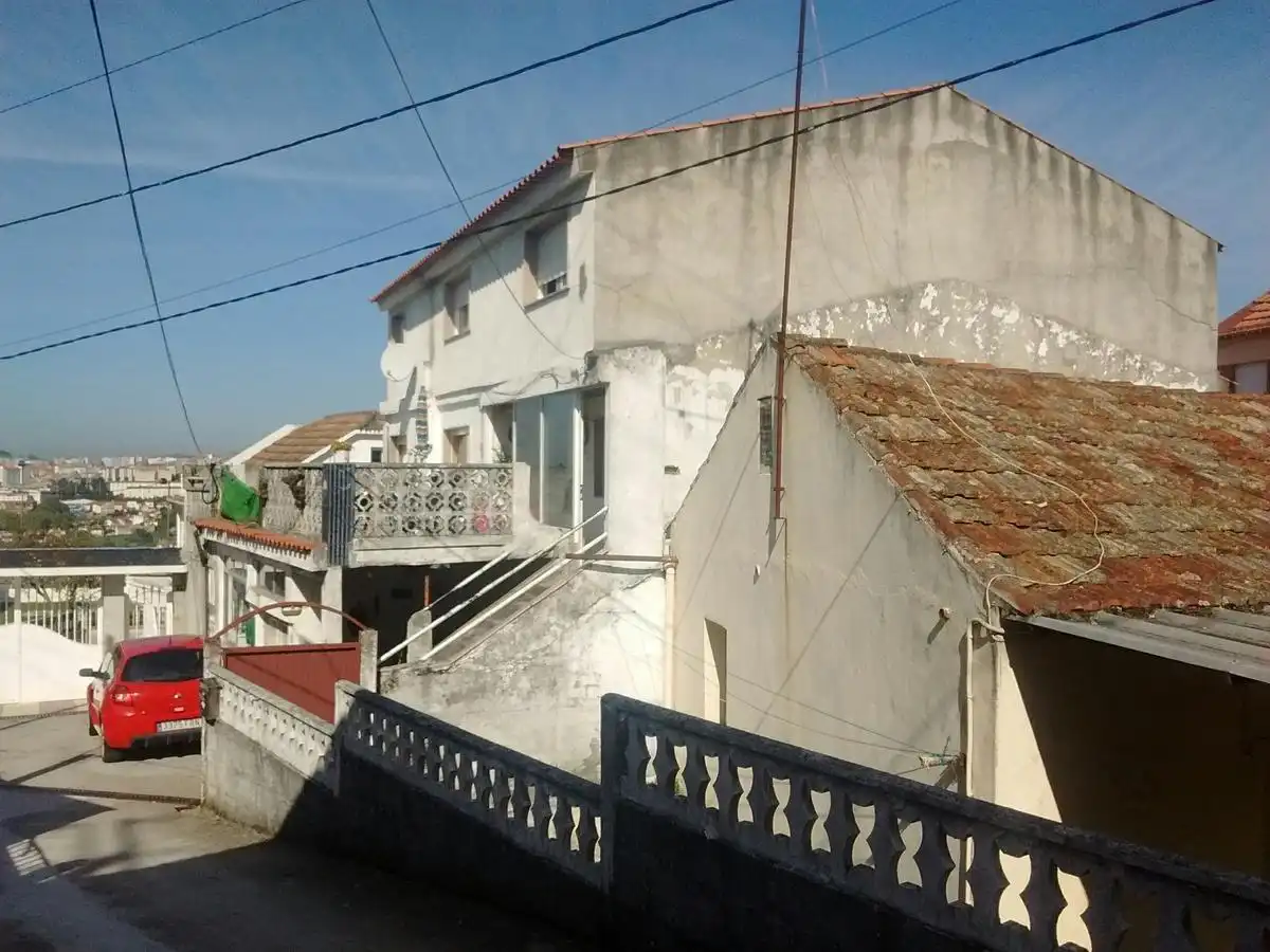 https://static.fotocasa.es/images/ads/e7b25d82-0118-4a8f-9dcd-6e932140b51b?rule=original