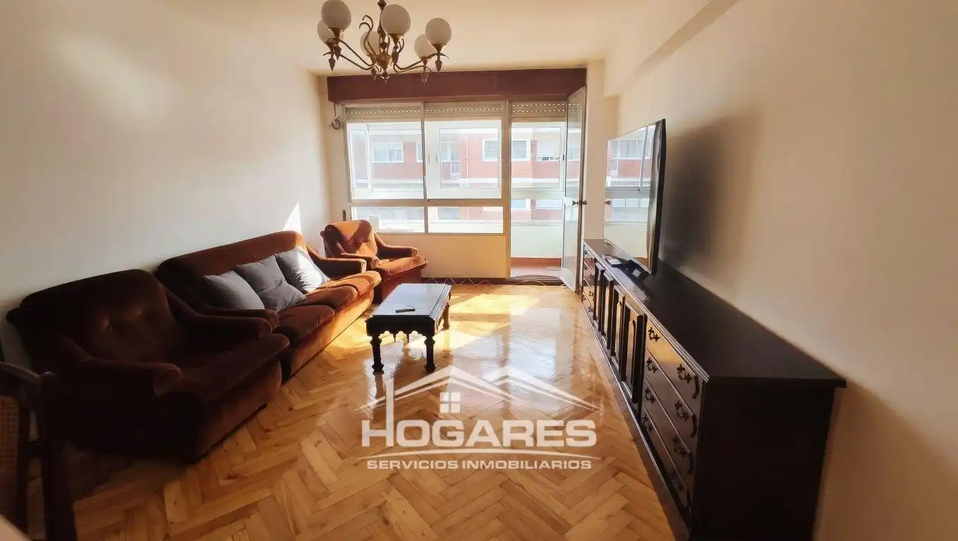 https://static.fotocasa.es/images/ads/8b236d55-0bb9-48cc-befd-9709b5393268?rule=original