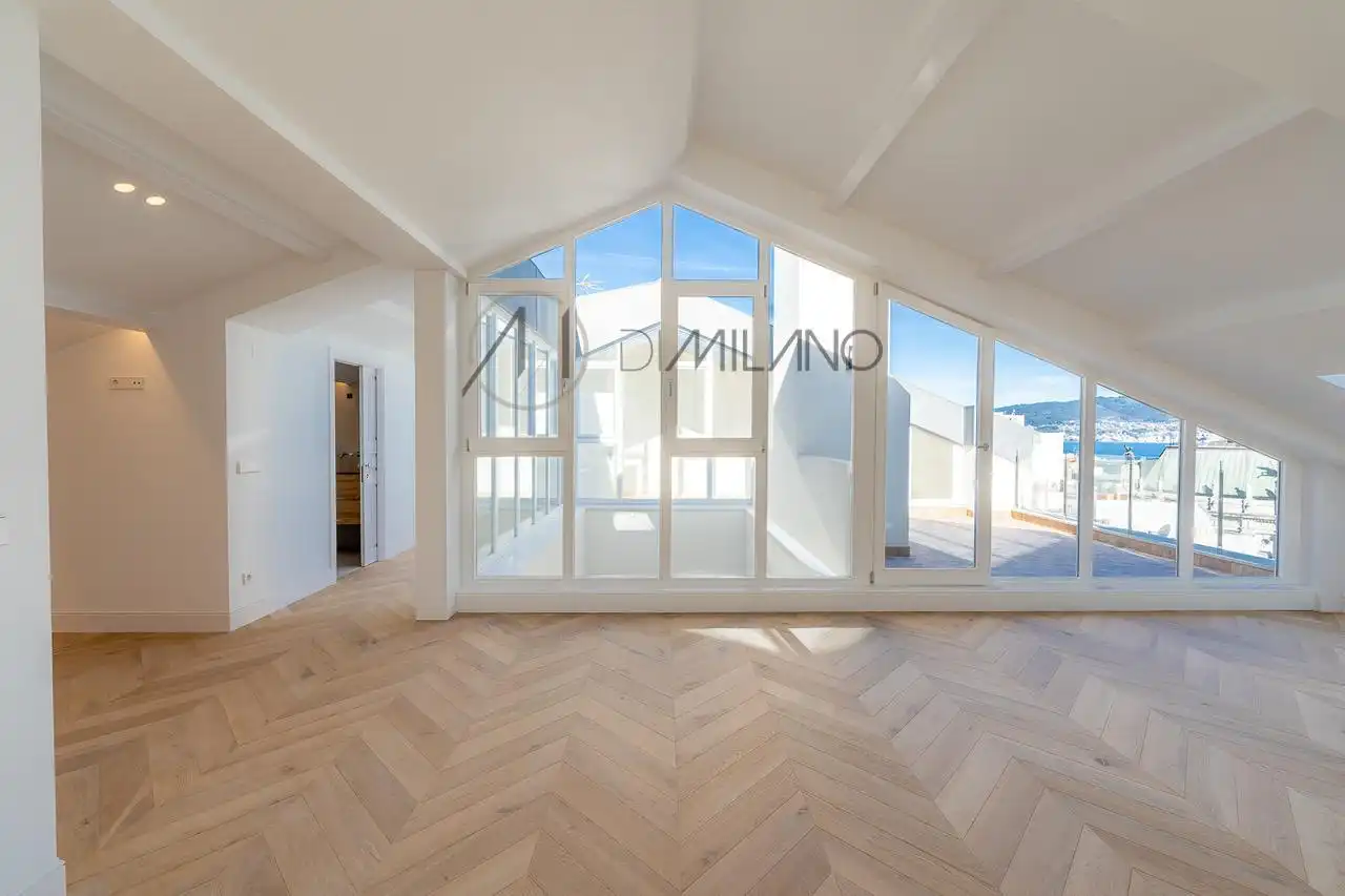https://static.fotocasa.es/images/ads/fab30b60-0587-4584-8742-80cdedf29179?rule=original