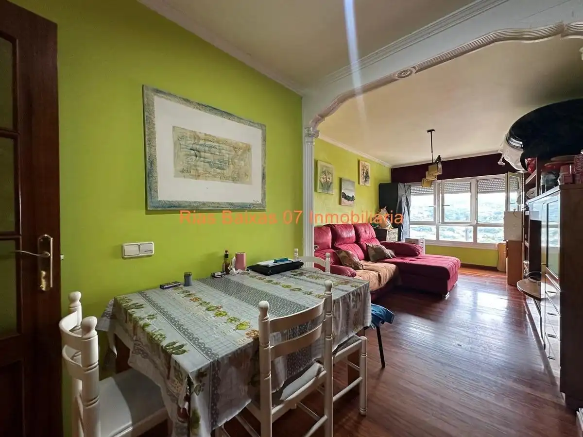 https://static.fotocasa.es/images/ads/2dcdca0a-97b6-4fde-97e8-d31ec5efea66?rule=original
