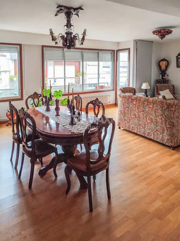 https://static.fotocasa.es/images/ads/67dc3579-bc86-4a4d-beb8-fb51e29f1eb7?rule=original