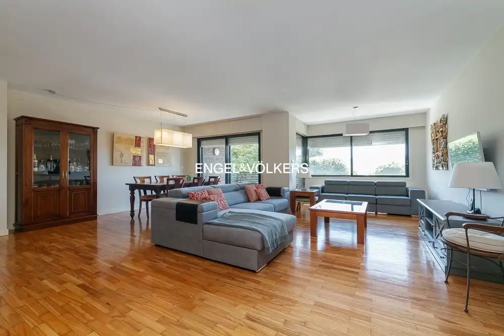 https://static.fotocasa.es/images/ads/c5dc6d7e-cc9d-47b4-bd82-5061e5d11c1b?rule=original