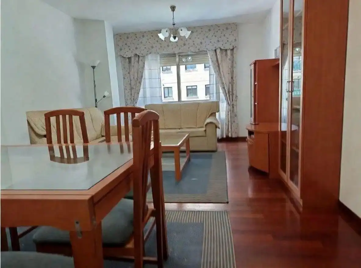 https://static.fotocasa.es/images/ads/ba12ad8d-0d92-444b-a93c-d81528553b31?rule=original