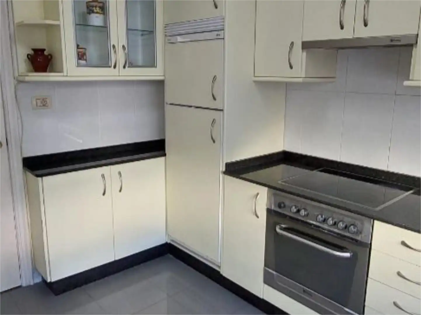 https://static.fotocasa.es/images/anuncio/2025/12/23/188416868/4811432472.jpg?rule=original