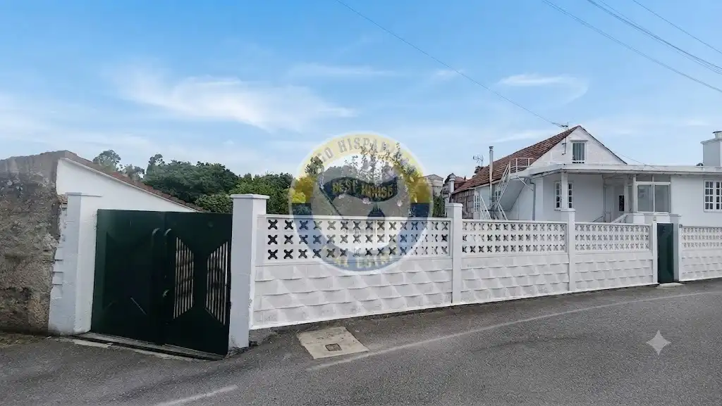 https://static.fotocasa.es/images/ads/d27eb9b3-d55f-4d30-b3d8-e421651cd940?rule=original