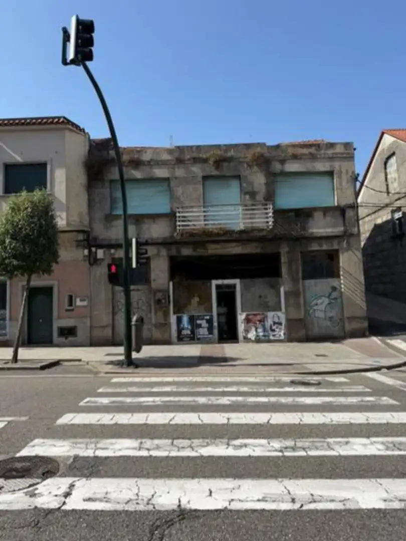 https://static.fotocasa.es/images/ads/5079a341-74d5-43e2-bcc9-13fd2eda30fe?rule=original