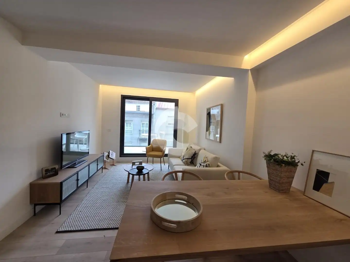 https://static.fotocasa.es/images/ads/ba42331f-049e-4d11-a564-1cd84da3187e?rule=original
