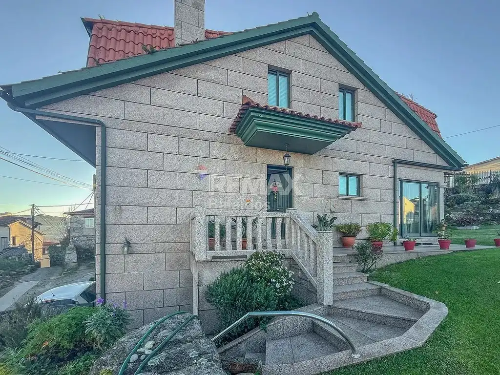 https://static.fotocasa.es/images/ads/36ea9d15-b0c2-49b5-86cf-a2f366a802ea?rule=original