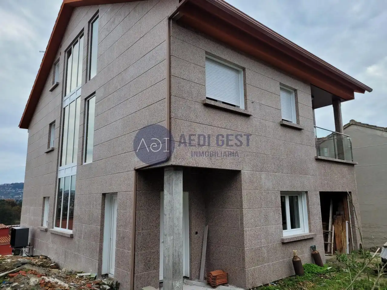 https://static.fotocasa.es/images/ads/1ebfcb9c-6466-4a1e-90a2-ad2a7e9af581?rule=original