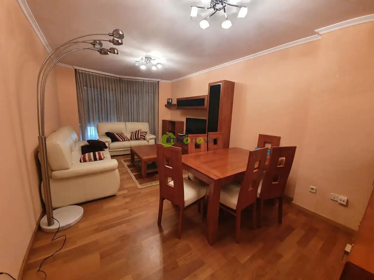 https://static.fotocasa.es/images/ads/3a1f9b51-58ba-44b0-b194-6e3558c46d4a?rule=original