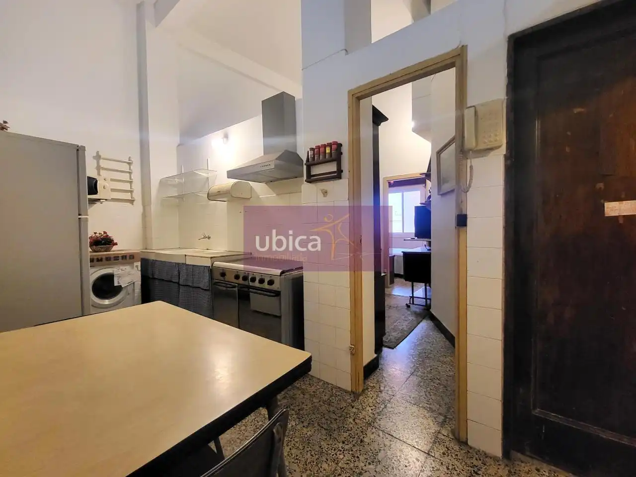 https://static.fotocasa.es/images/ads/0a4eb638-7e28-4840-8915-0475a373d0e8?rule=original
