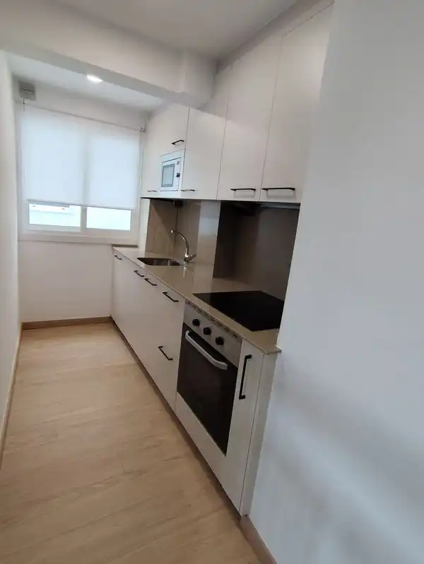 https://static.fotocasa.es/images/ads/0de1b8e1-3f89-4d68-bafc-6ed0abdcfcc6?rule=original