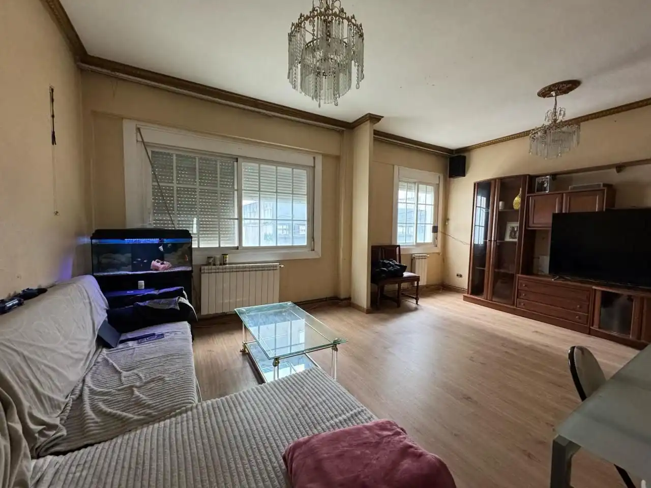 https://static.fotocasa.es/images/ads/ed00275f-9e75-44c7-972f-721e82c5663a?rule=original