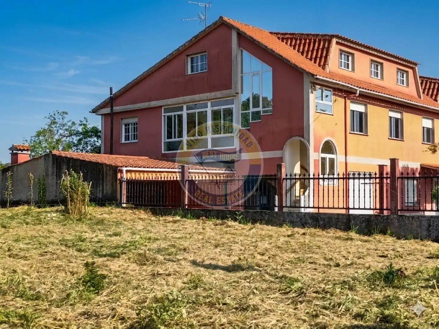 https://static.fotocasa.es/images/ads/e6eacd54-54ef-422c-b37e-593a32207d71?rule=original