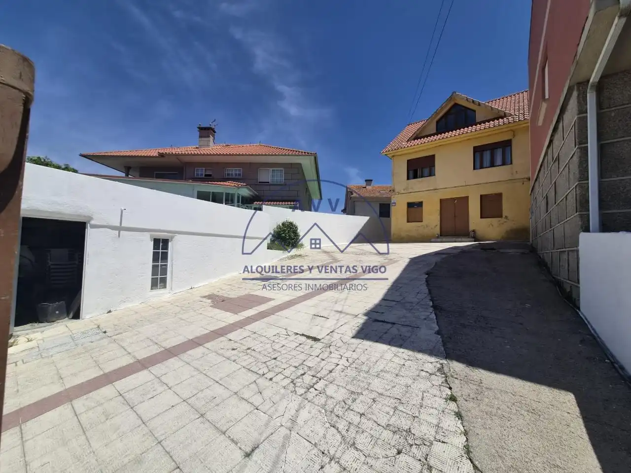 https://static.fotocasa.es/images/ads/25af8a12-7650-47ab-bd15-ae9c2c374334?rule=original