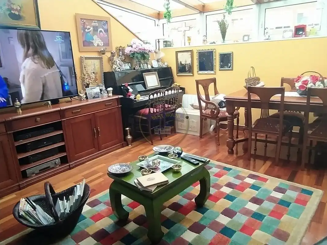 https://static.fotocasa.es/images/ads/13f78c02-4f6a-480d-b4e9-dd29b386dfc1?rule=original