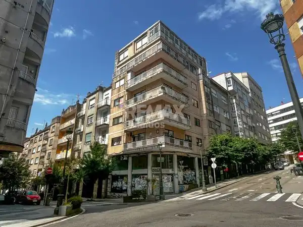 https://static.fotocasa.es/images/ads/da29f505-994e-4b66-bebb-8c27fe1140c0?rule=original