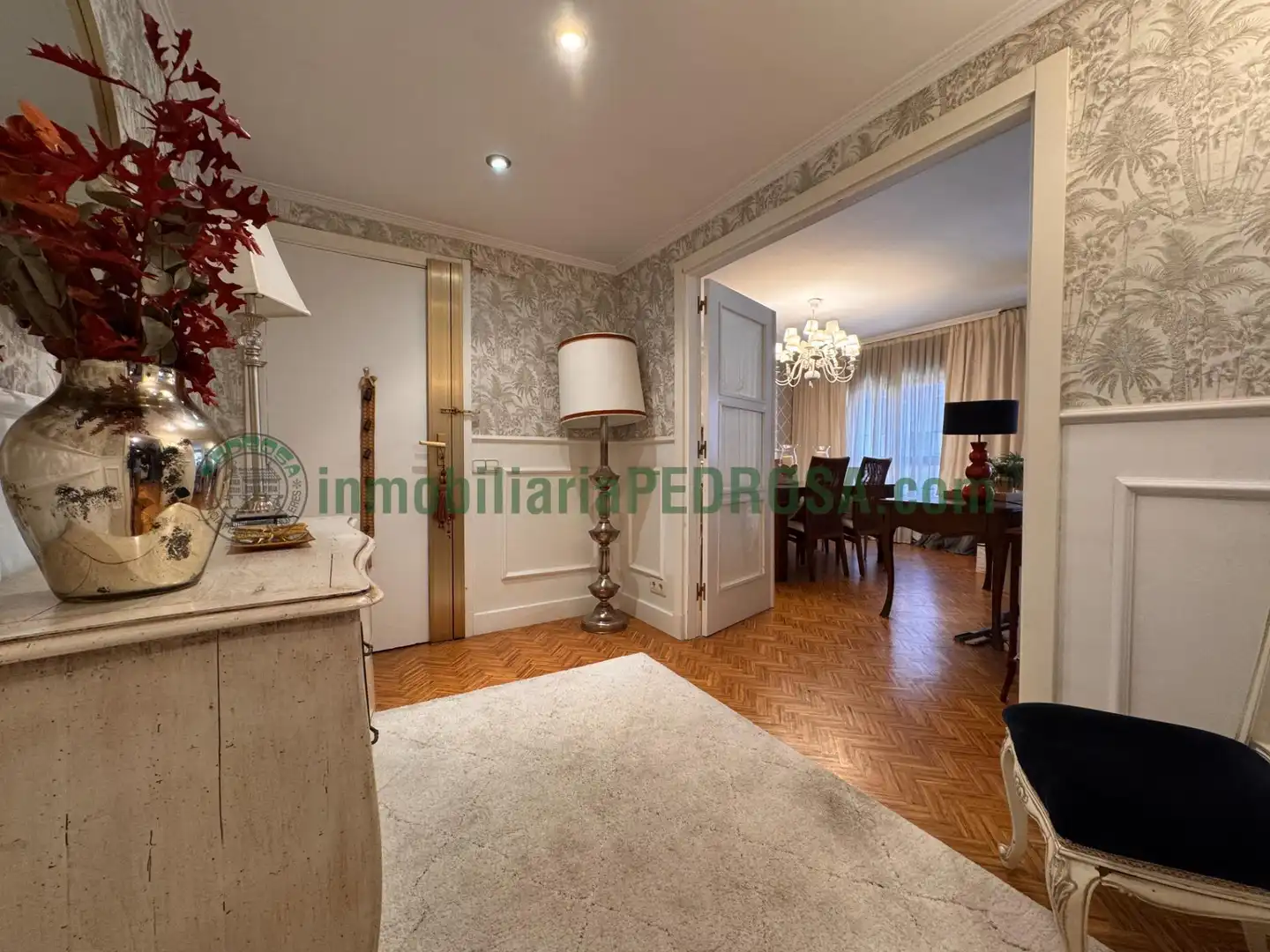 https://static.fotocasa.es/images/ads/cdc4b521-37f4-4ff1-a69a-371a5e4449d6?rule=original