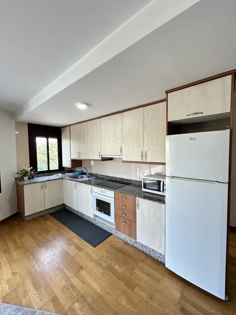 https://static.fotocasa.es/images/anuncio/2026/08/07/190426061/4985038553.jpg?rule=original