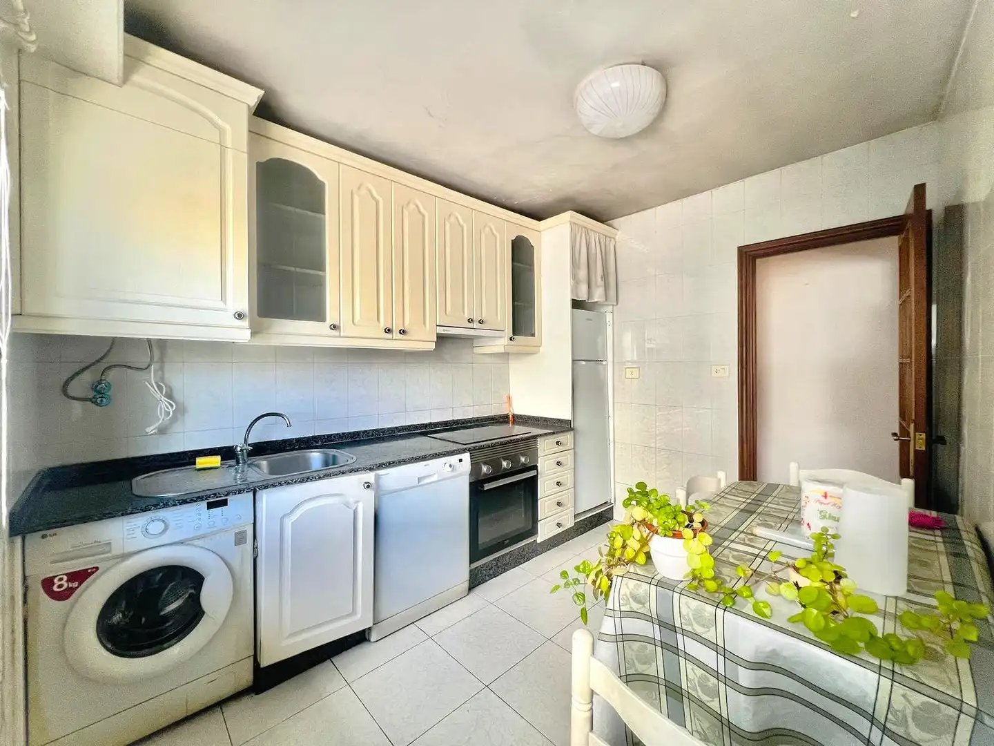 https://static.fotocasa.es/images/ads/a326abd8-69db-4a87-8484-120047756cf7?rule=original