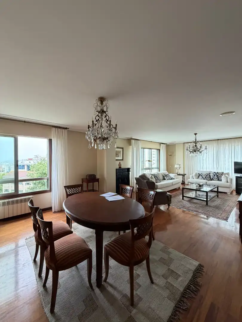 https://static.fotocasa.es/images/ads/a9b0fabb-b527-4a87-b6f3-1ccf5fef0bbf?rule=original